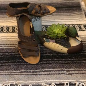 Sorel brown leather sandals